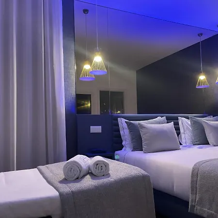 Zurin Charm Szálloda 3*
