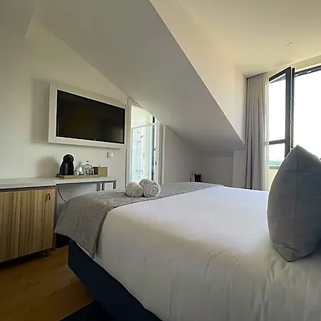 Zurin Charm Hotel 3*